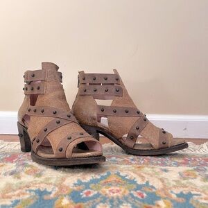 Miss Macie Headed To Town Zip Open Toe Booties 9.5